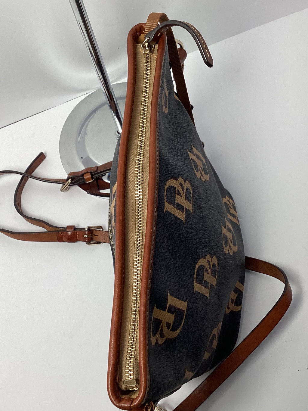 DOONEY & BURKE MONOGRAM SMALL ZIP SAC SHOULDER BAG