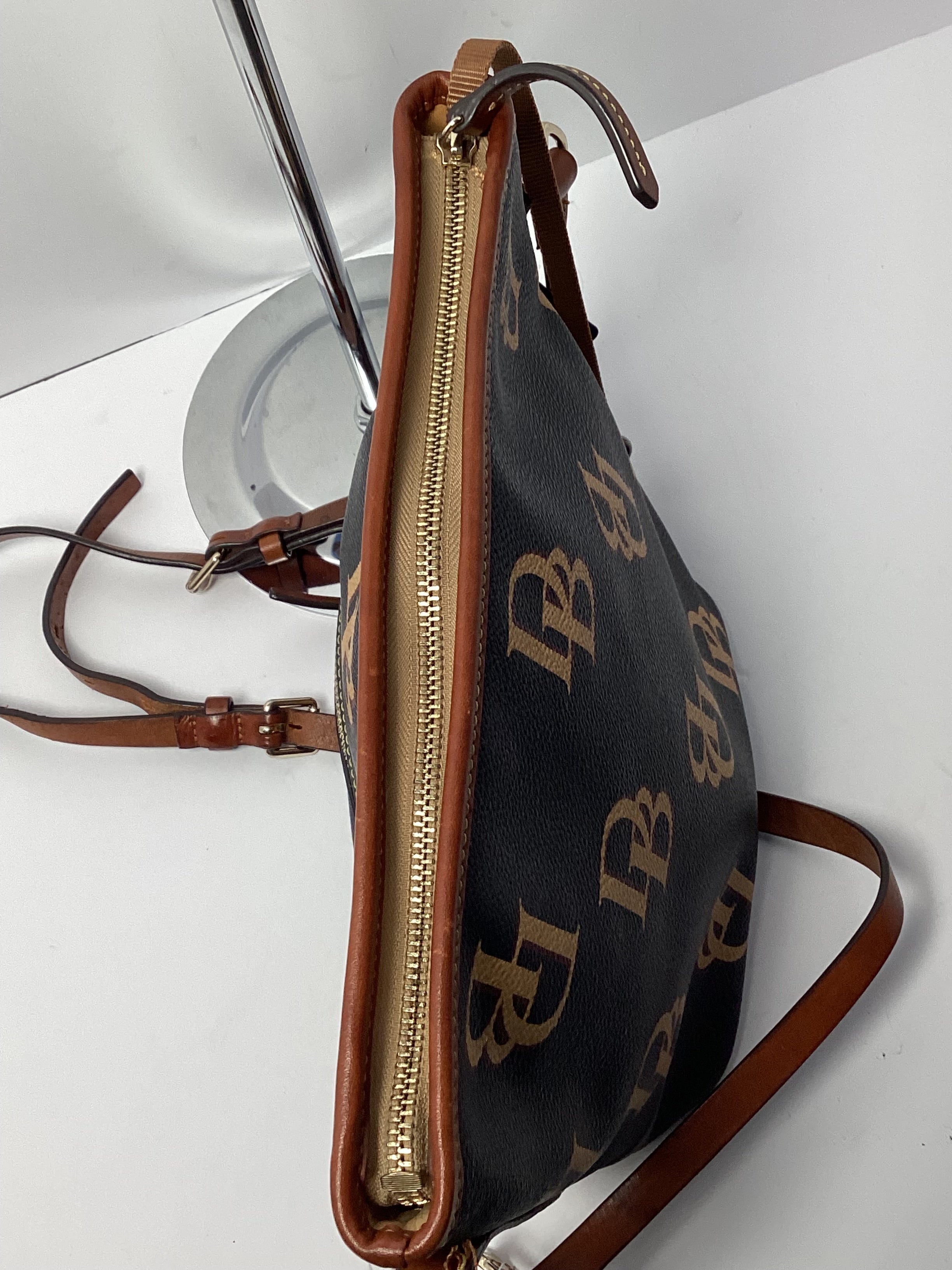 DOONEY & BURKE MONOGRAM SMALL ZIP SAC SHOULDER BAG