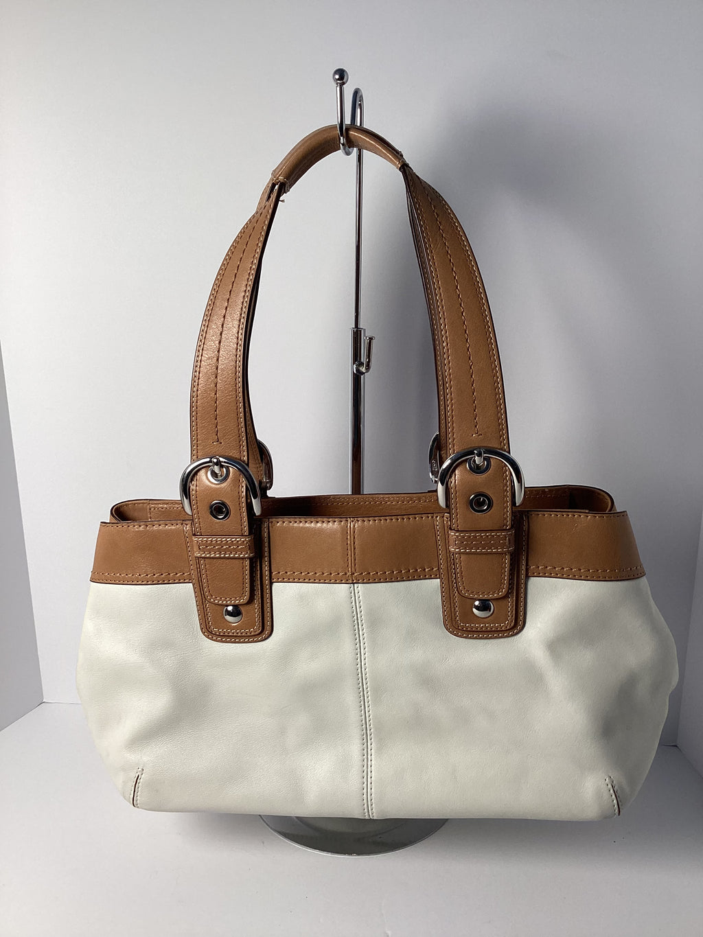 COACH LEATHER SOHO PLEATED IVORY AND TAN LEATHER SHOULDER BAG