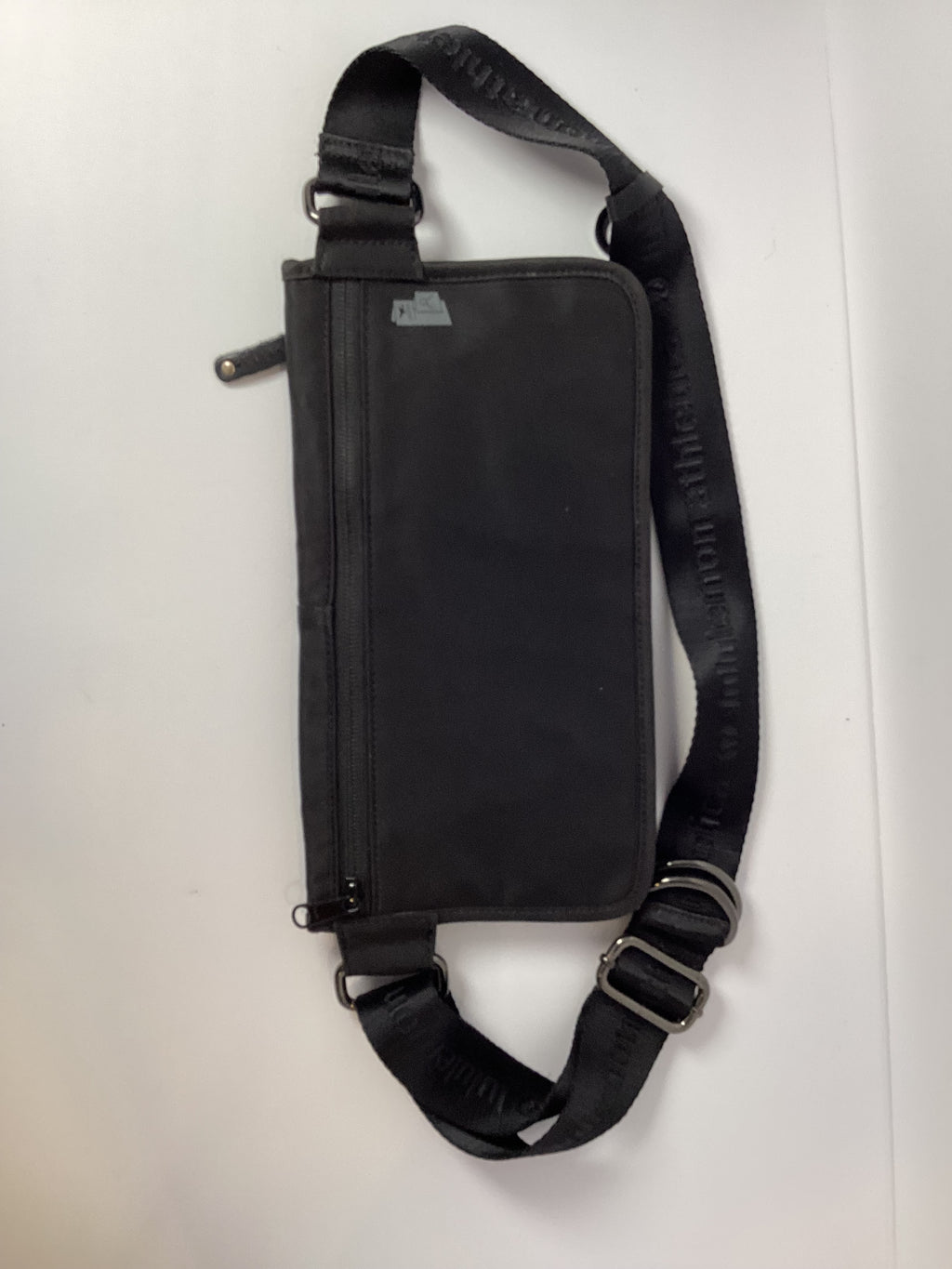 LULULEMON BLACK BELTT BAG CANVAS