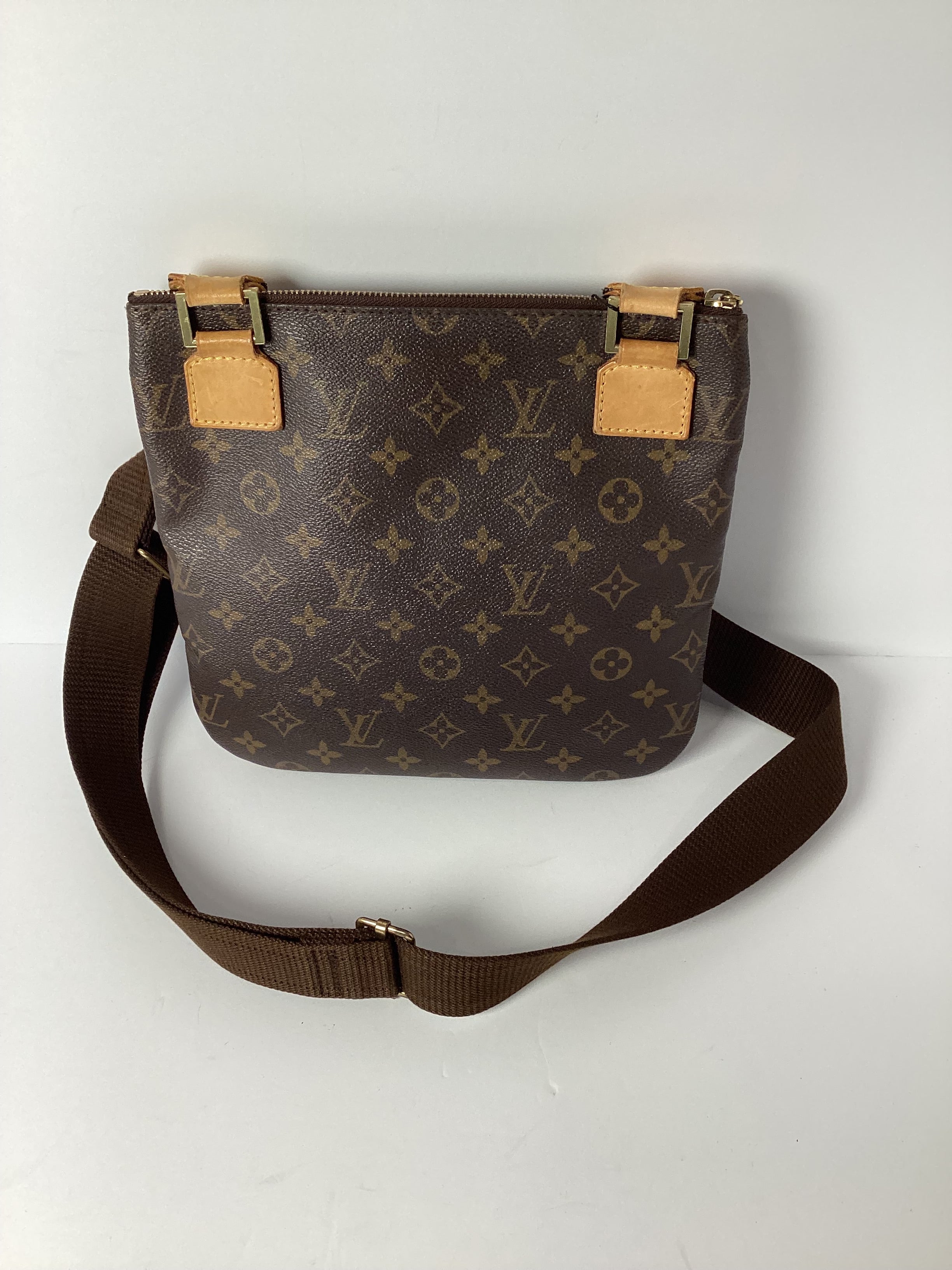 Louis Vuitton Monogram Pochette Bosphore GM Crossbody