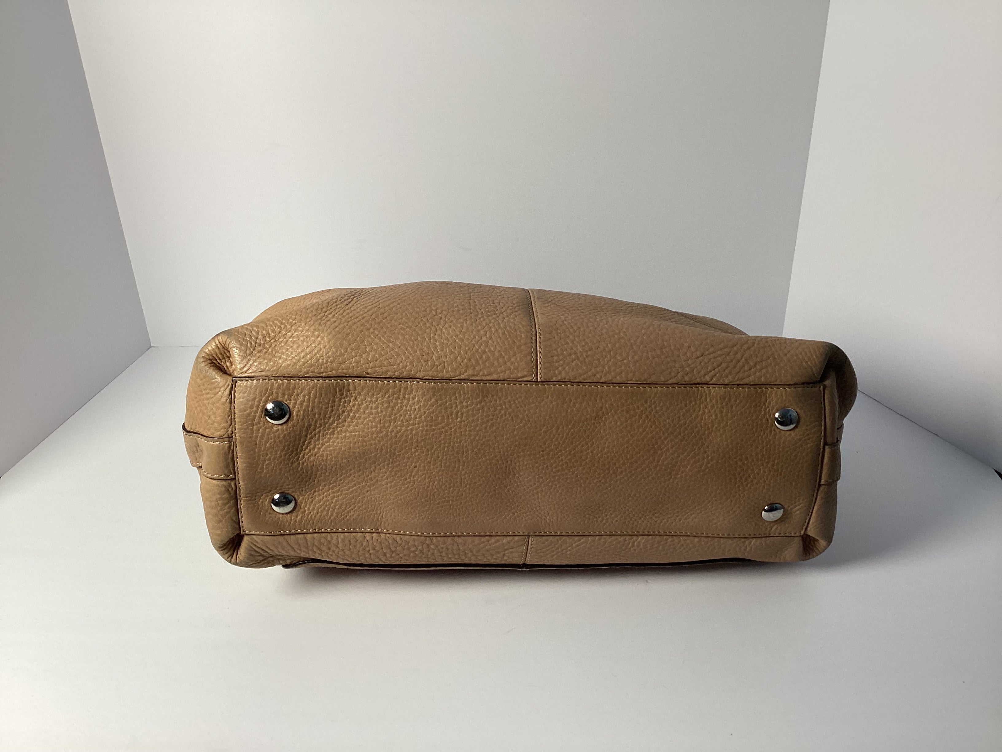COACH LEATHER HANDBAG TAN