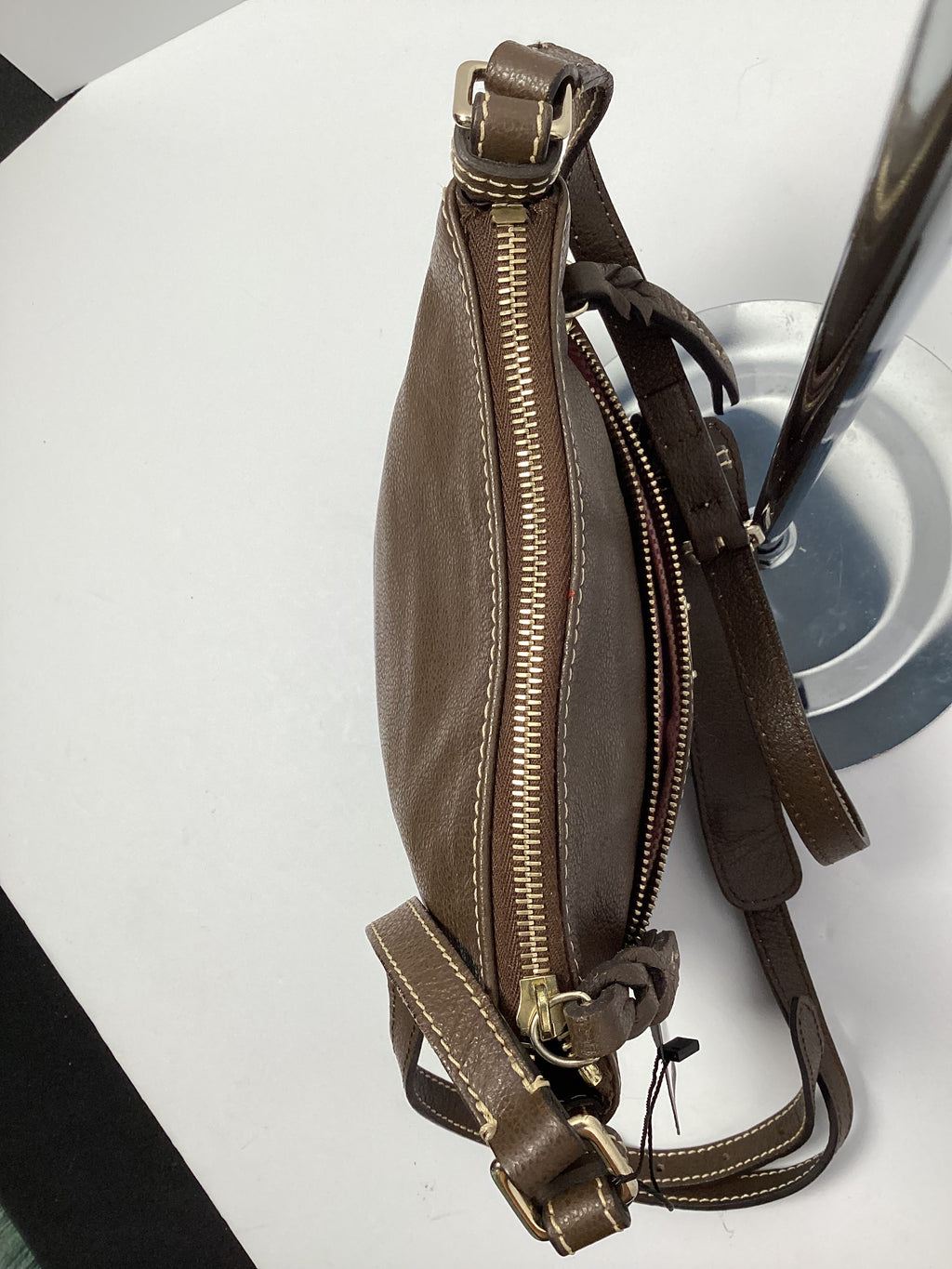 DOONEY & BURKE DB PEBBLE GRAIN LEATHER CROSSBODY BROWN