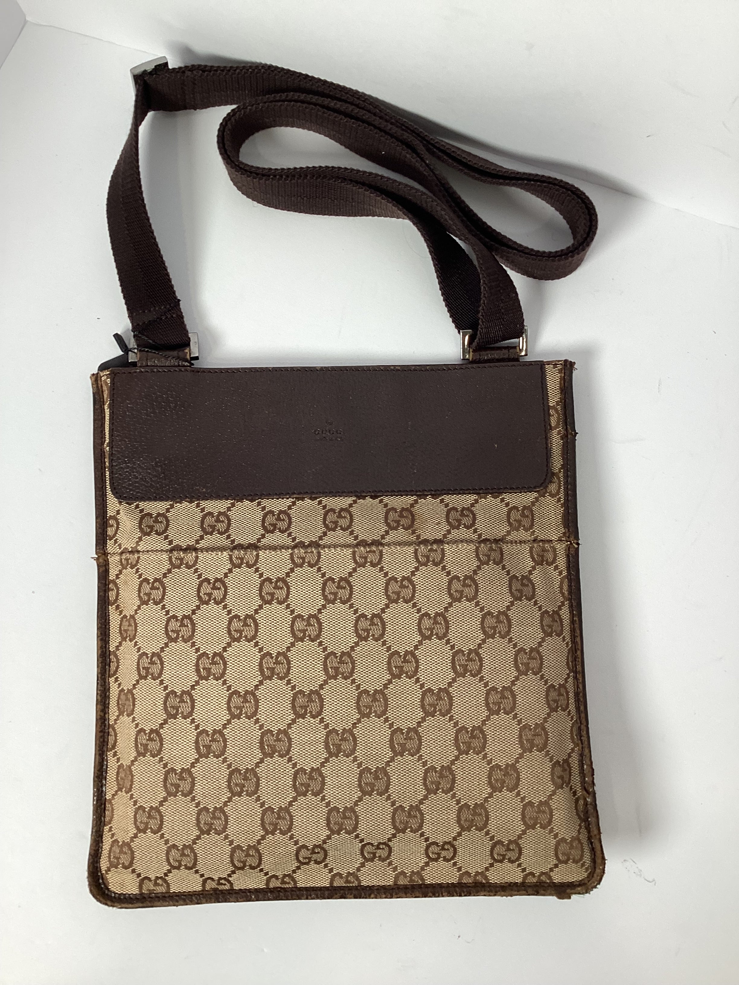 Gucci GG Canvas Slim Messenger Bag