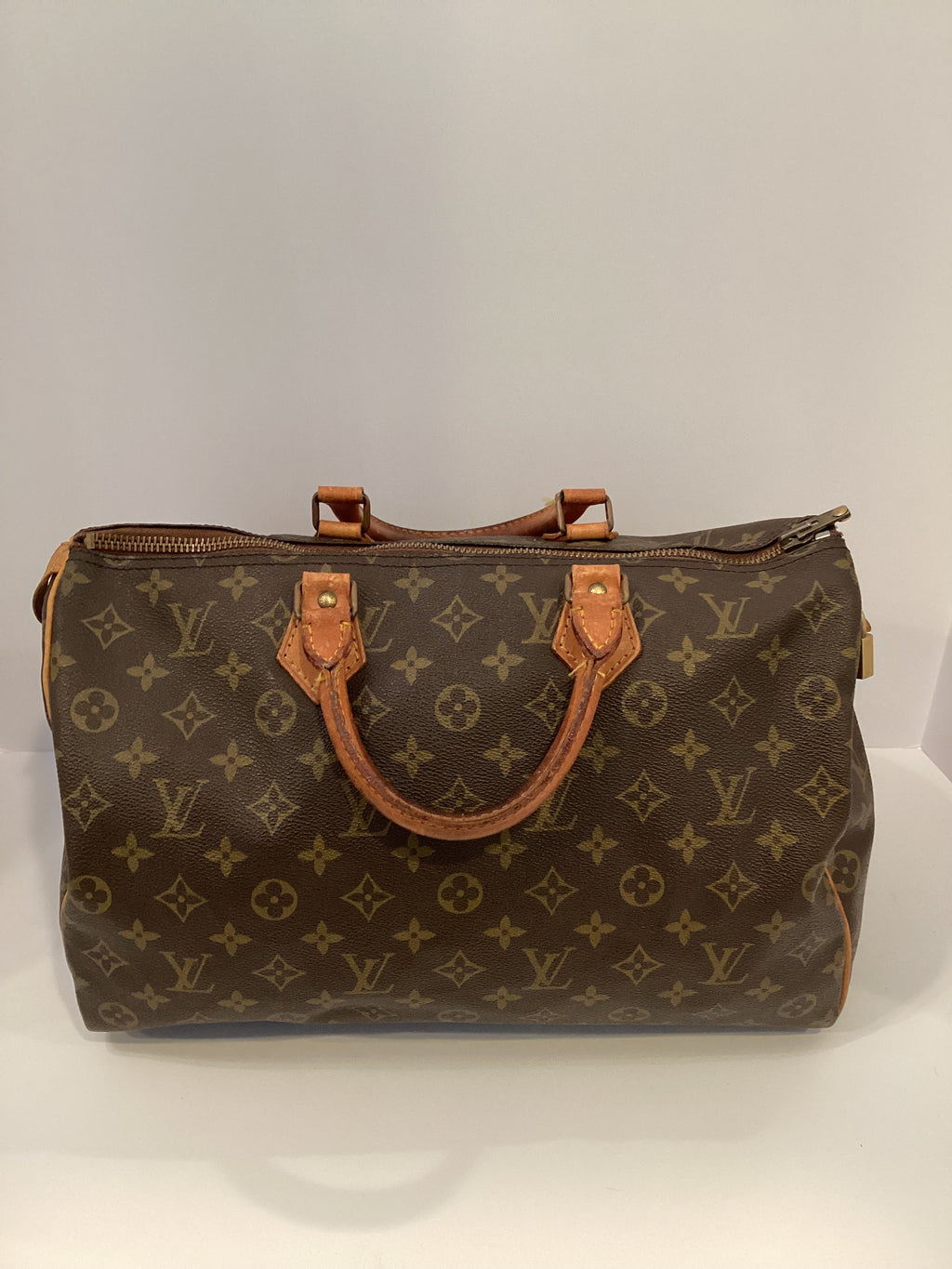 Louis Vuitton Monogram Speedy 35