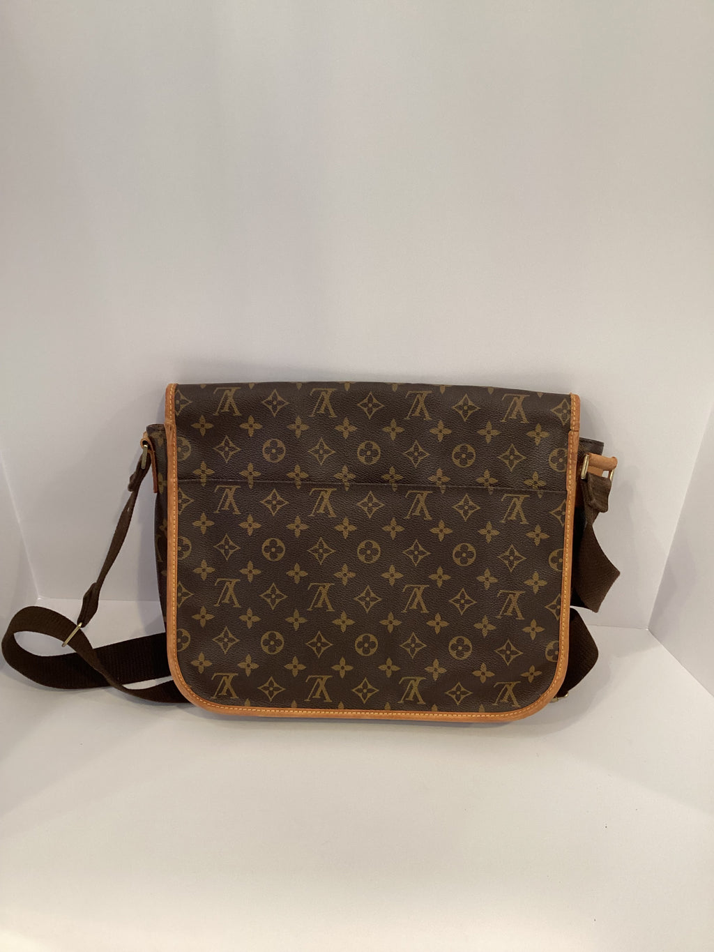 Louis Vuitton Monogram Bosphore GM Messenger Bag
