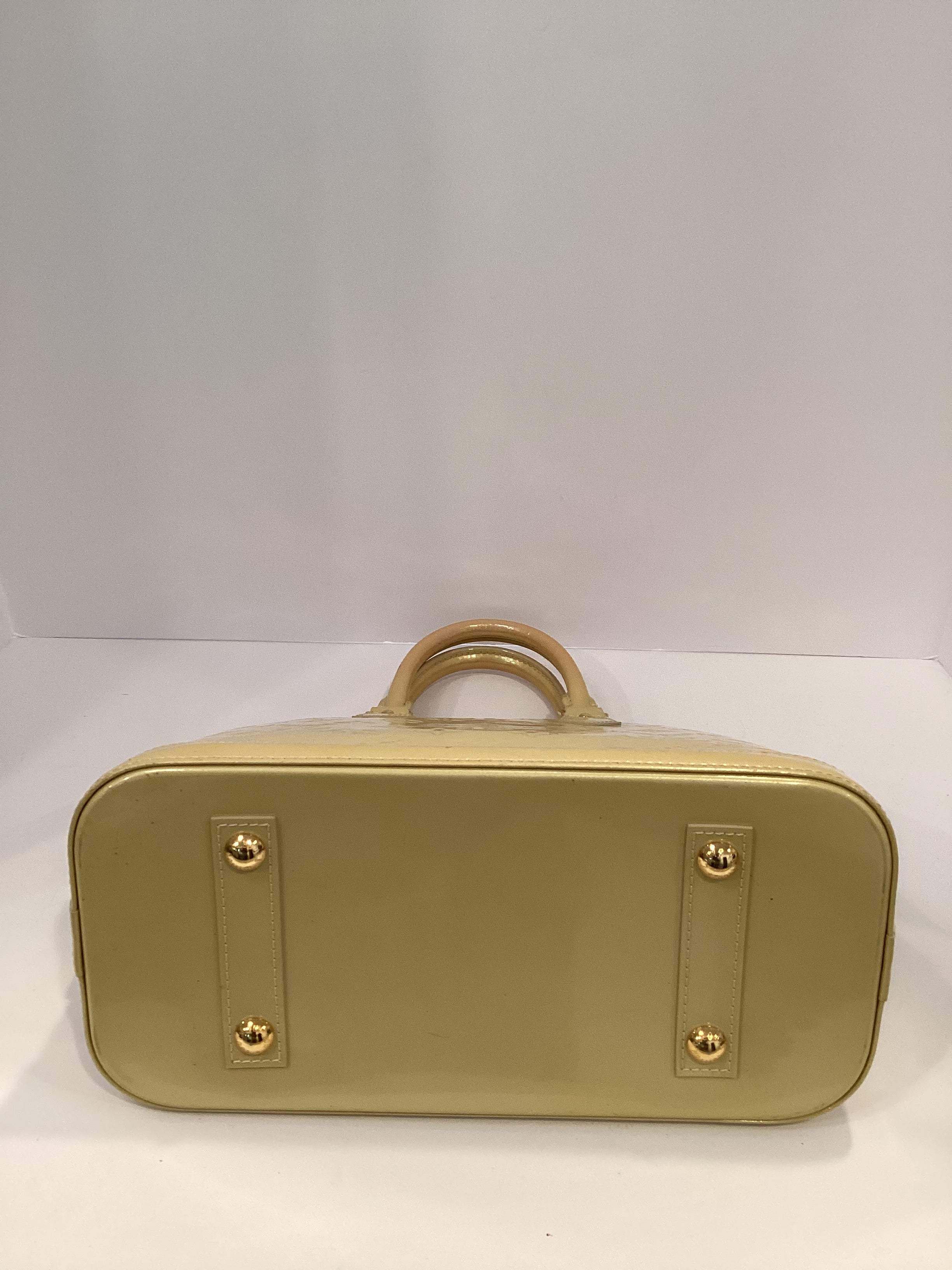 Louis Vuitton Vernis Alma Monogram PM