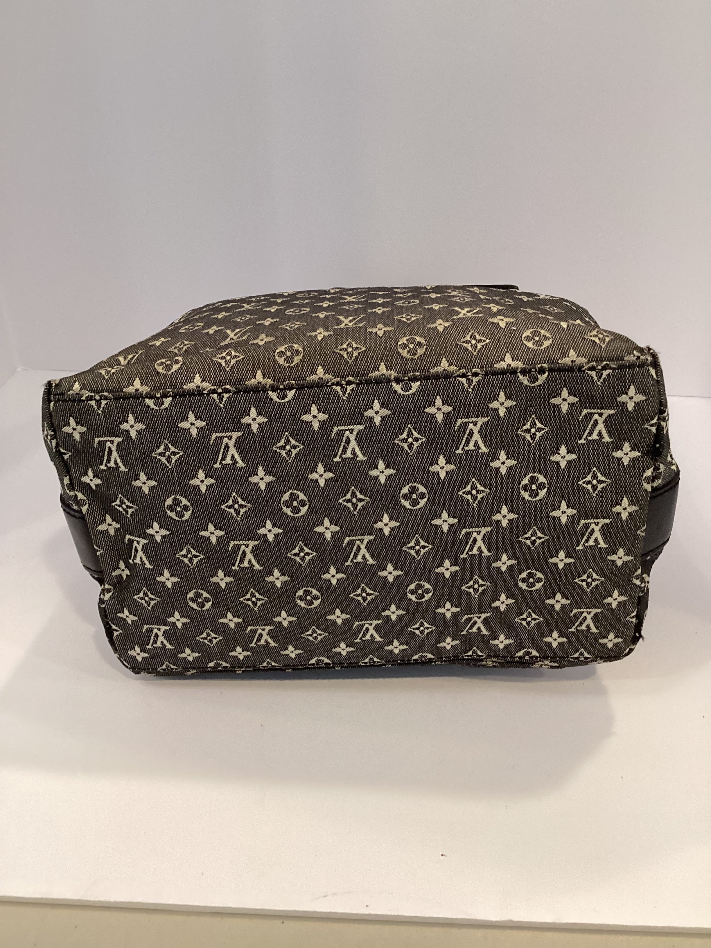 Louis Vuitton Mini Lin Sac Marie-Kate