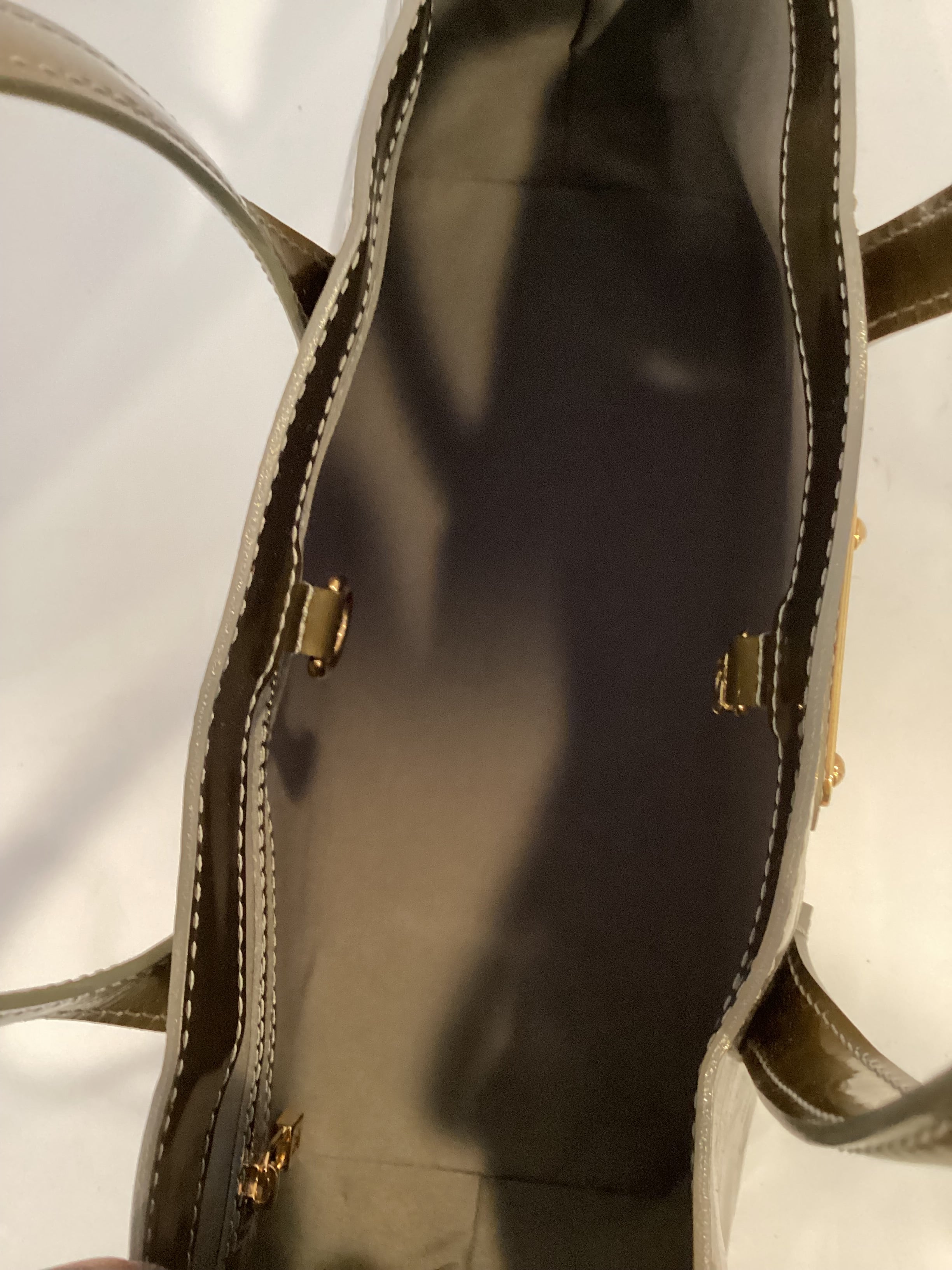 Louis Vuitton LV Hand Bag Wilshire PM Olive Vernis
