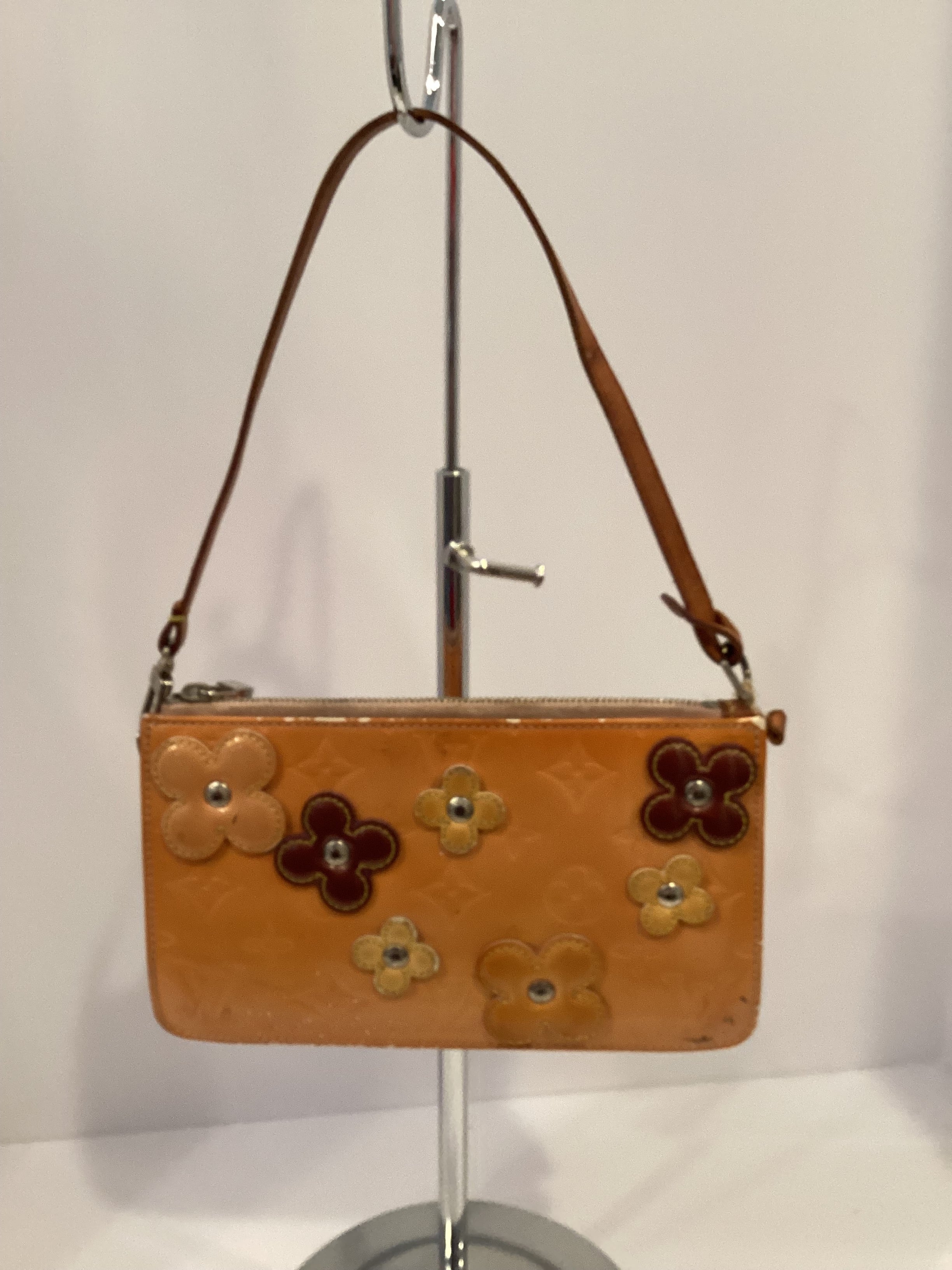 Louis Vuitton Lexington Pochette